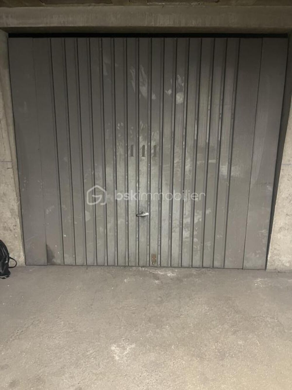 Vente Parking/Garage ? GARAGE À VENDRE – OPPORTUNITÉ INVESTISSEUR OU USAGE PERSONNEL ? Boussy saint antoine