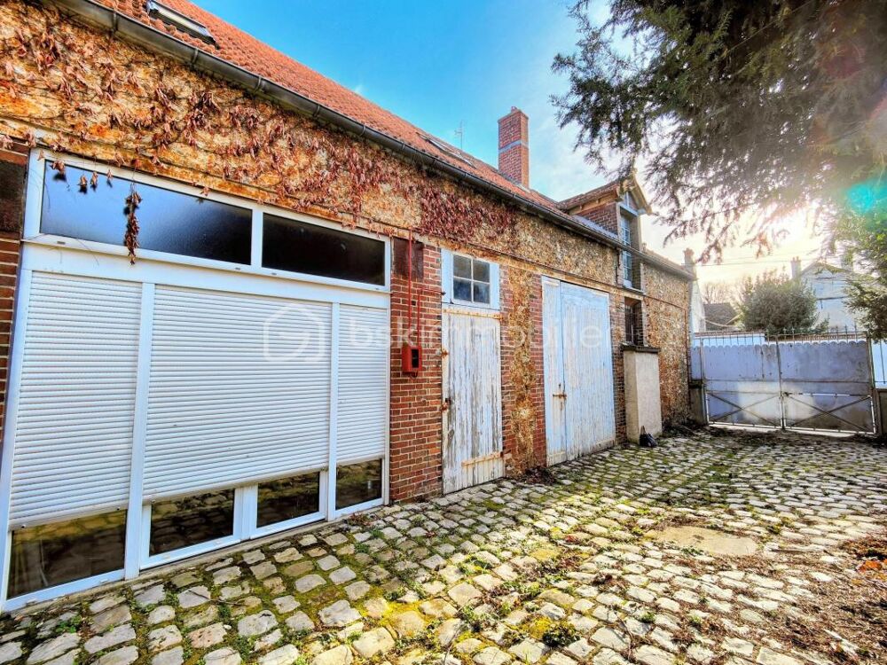 Vente Maison Ensemble immobilier de 210 m² hab. (297 m² utiles) - Cœur historique de Jouars-Pontchartrain Jouars pontchartrain