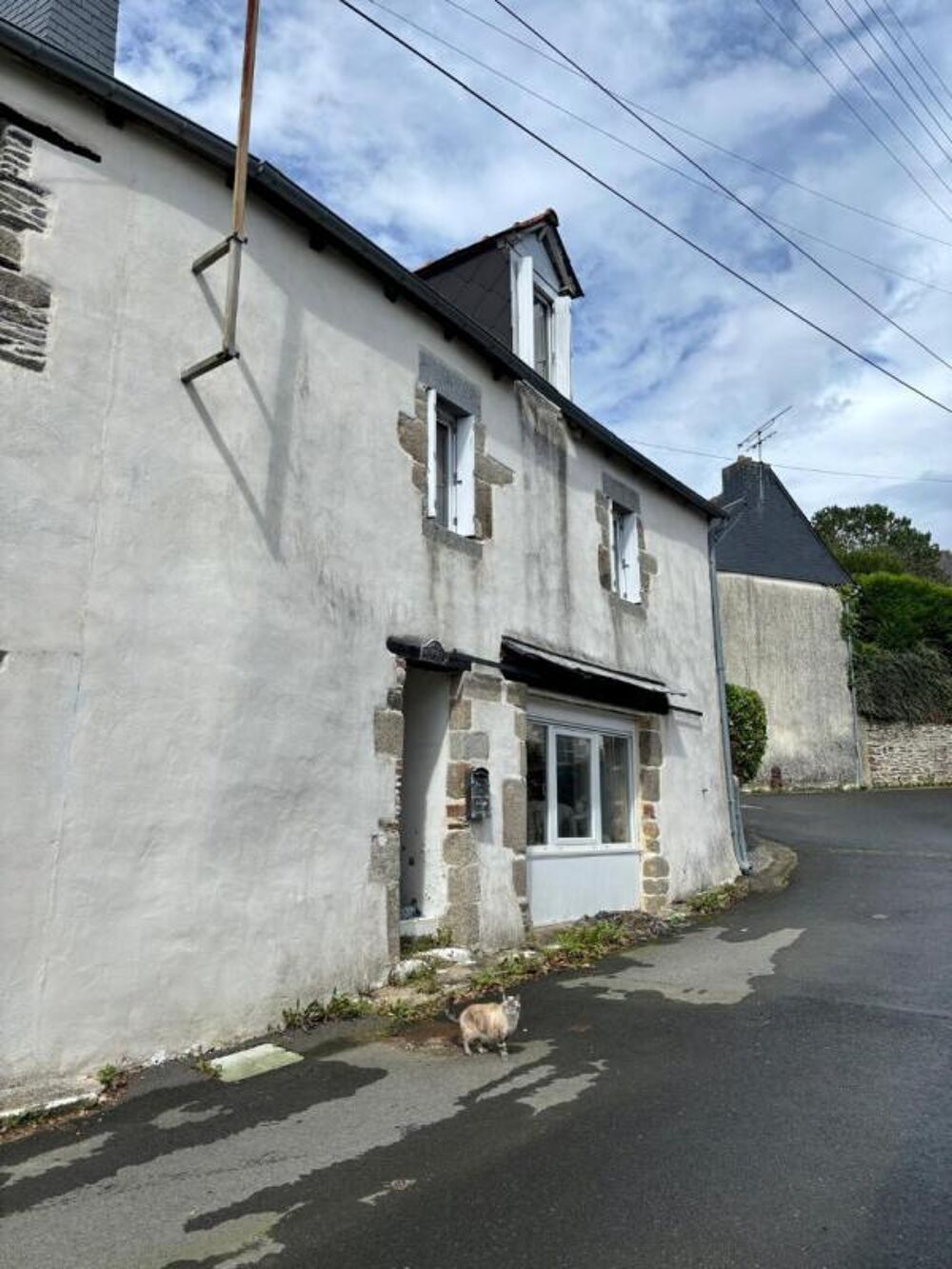 Vente Maison Maison de bourg 7 pièce(s) 180 m2 Uzel