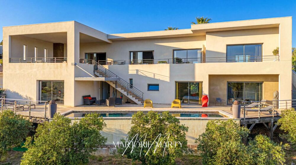 Vente villa contemporaine - 380 m2 - NARBONNE (11100) - 1 370 000