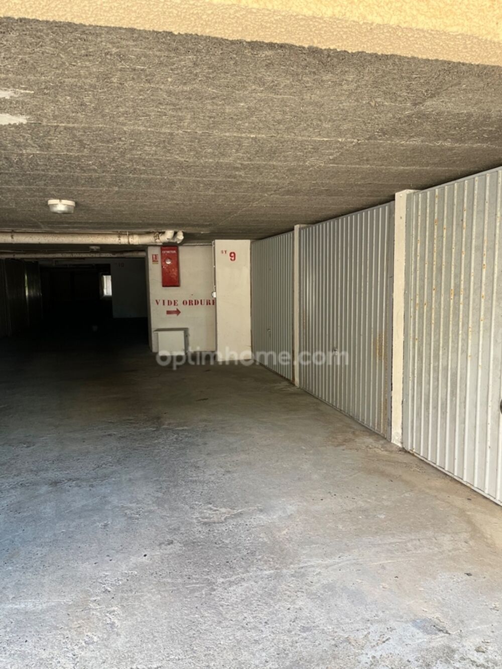 Vente Parking/Garage CABOURG CENTRE - BOX GARAGE FERMÉ À VENDRE  – RÉSIDENCE SÉCURISÉE PROCHE PLAGE ET CENTRE-VILLE Cabourg