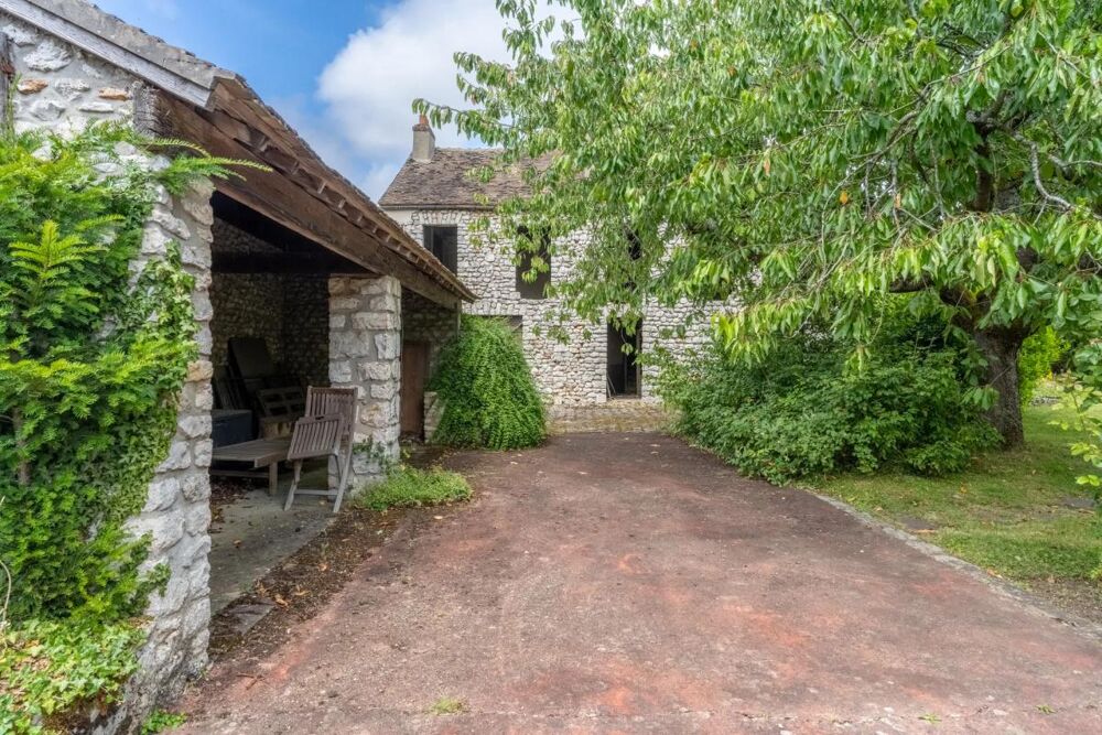Maison de 8 pièces de 235 m² à Dammartin-en-Serve