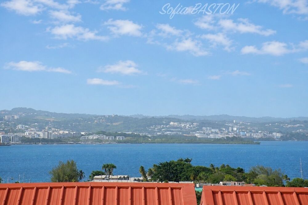 Vente Appartement À VENDRE – LES TROIS-ÎLETS MARTINIQUE – APPARTEMENT T3 DUPLEX ENTIÈREMENT RÉNOVÉ – VUE MER – PROCHE PLAGES Les trois ilets
