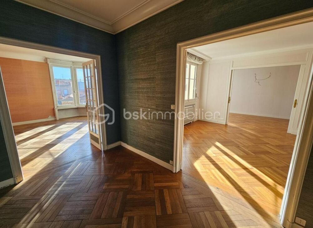 Vente Appartement T4 ou T5 - Garage - Hyper centre de Roanne - Ascenseur Roanne