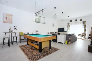  Maison à vendre 10 pièces 370 m²