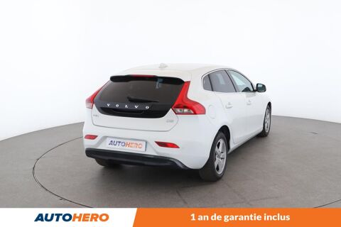 V40 1.6 D2 Momentum 115 ch 2015 occasion 92130 Issy-les-Moulineaux