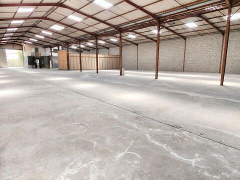 LOCAL D'ACTIVIT&Eacute; / ENTREP&Ocirc;T 1200 m&sup2; 7500 31140 Saint alban