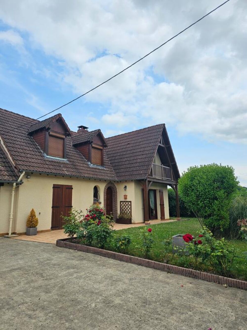Maison à vendre 6 pièces VENIZY (89)