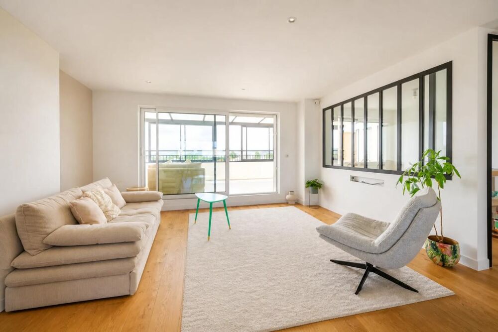 Vente Duplex/Triplex Duplex 5 pièces 123 m2 avec Terrasse couverte de 28 m2 proch RER Chatou