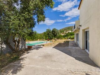  Villa à vendre 11 pièces 253 m²