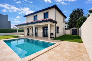  Maison à vendre 7 pièces 151 m²