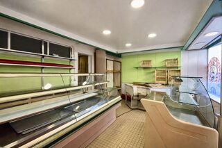  Immeuble � vendre 10 pi�ces 223 m�