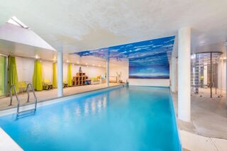  Maison � vendre 8 pi�ces 360 m�