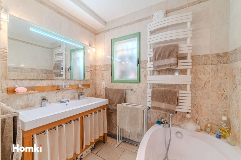 à vendre  Villa Pommiers (69480)