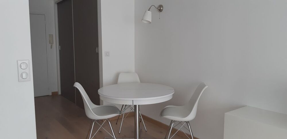Location Appartement Studio de 32m2 à louer sur Paris 16 Paris 16