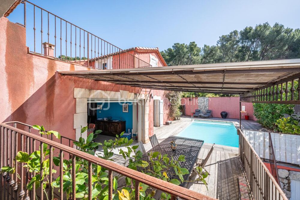 DPT VAR (83) - VUE MER - MAISON SPACIEUSE AVEC PISCINE et GRAND STUDIO