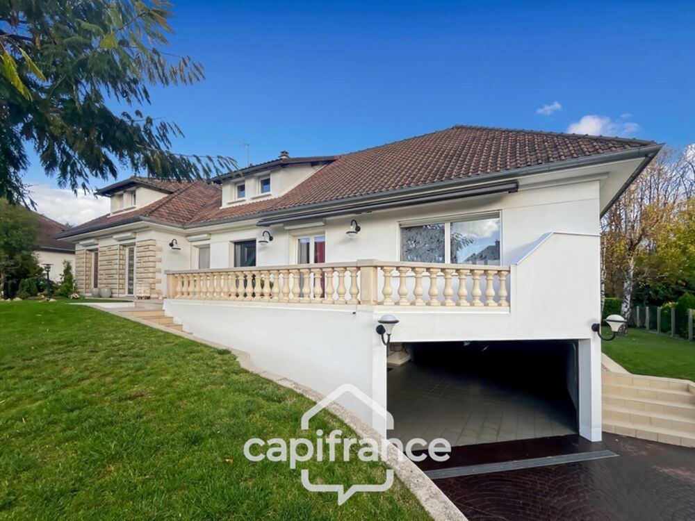 Secteur Golf dOrmesson-sur-Marne, maison familiale 215 m², calme absolu, terrain 1 060 m²