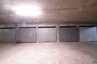  Parking / Garage à vendre 2 pièces 28 m² Paris 20eme arrondissement
