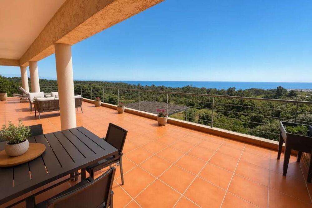 Maison de 8 pièces de 234 m² à Sari-Solenzara