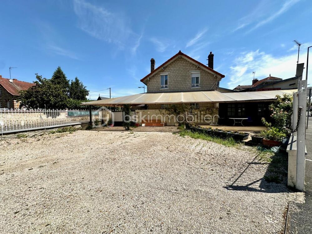 Maison en pierre 114 m² - dépendance de 100 m² louée  Revenu locatif - Centre ville
