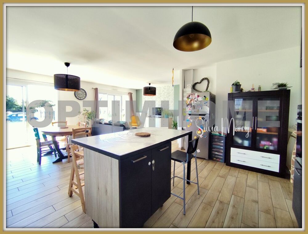Maison à vendre 4 pièces à SAINT VOUGAY (29)