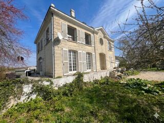  Propri�t�/ch�teau � vendre 9 pi�ces 260 m�
