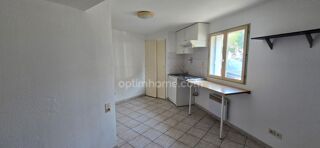  Immeuble à vendre 9 pièces 182 m²