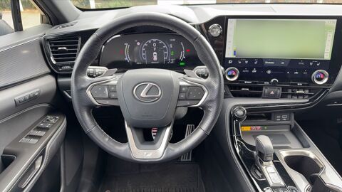 NX 2.5 VVT-i 450h+ 309 Plug in Hybrid AWD E-CVT F Sport Executi 2022 occasion 60260 Lamorlaye
