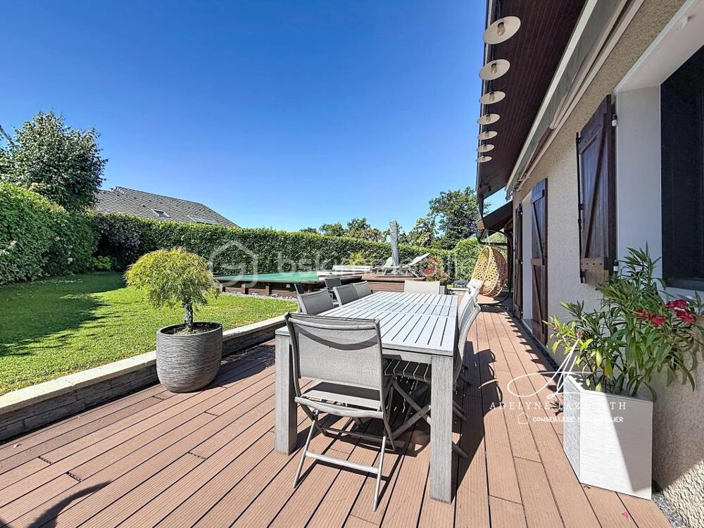 Vente Maison Maison familiale rénovée 150 m² au sol + T2 indépendant, piscine, jacuzzi et terrain de 811 m² Marcellaz albanais