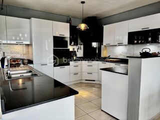  Maison � vendre 4 pi�ces 115 m�