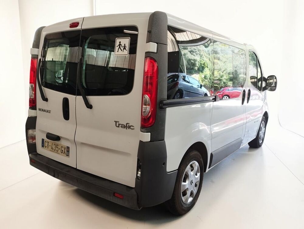Trafic 2.0 DCI 115 AUTHENTIQUE L1 H1 2013 occasion 06640 Saint-Jeannet
