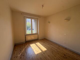  Appartement à louer 2 pièces 46 m²