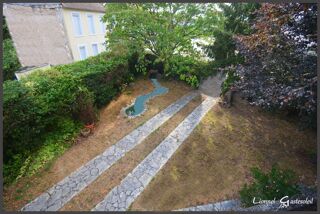  Maison � vendre 15 + pi�ces 345 m�