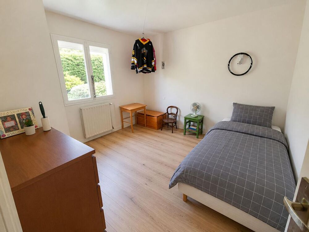 Vente Maison Maison 7 pièces avec vue grand garage piscine Lissieu