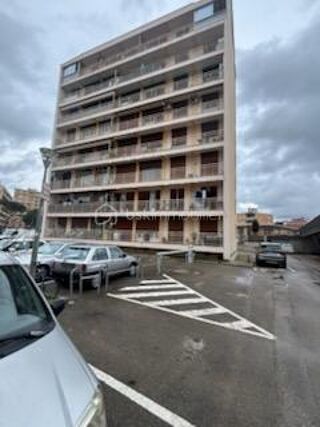  Appartement � vendre 4 pi�ces 84 m�