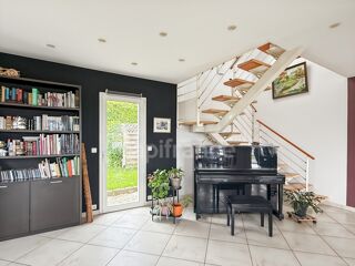  Maison à vendre 6 pièces 181 m²