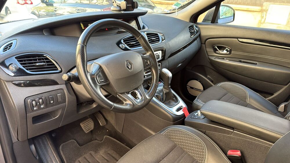 Sc&eacute;nic 1.5 dCi 110 EDC6 Bose 2014 occasion 69008 Lyon