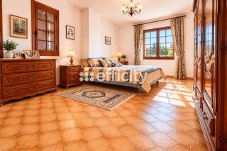  Maison � vendre 7 pi�ces 245 m�