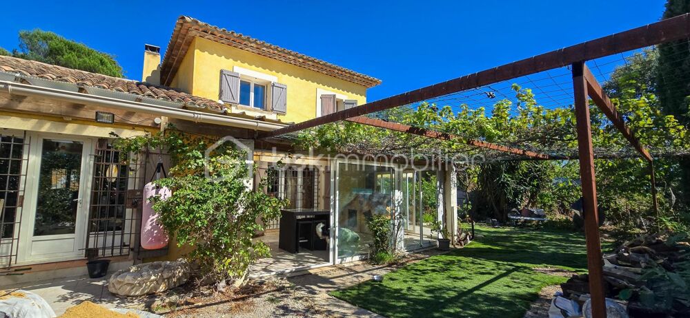 Vente Villa Villa 180m²  2 appartements/5 chambres – Domaine privé proche Golf de Sainte-Maxime Sainte maxime