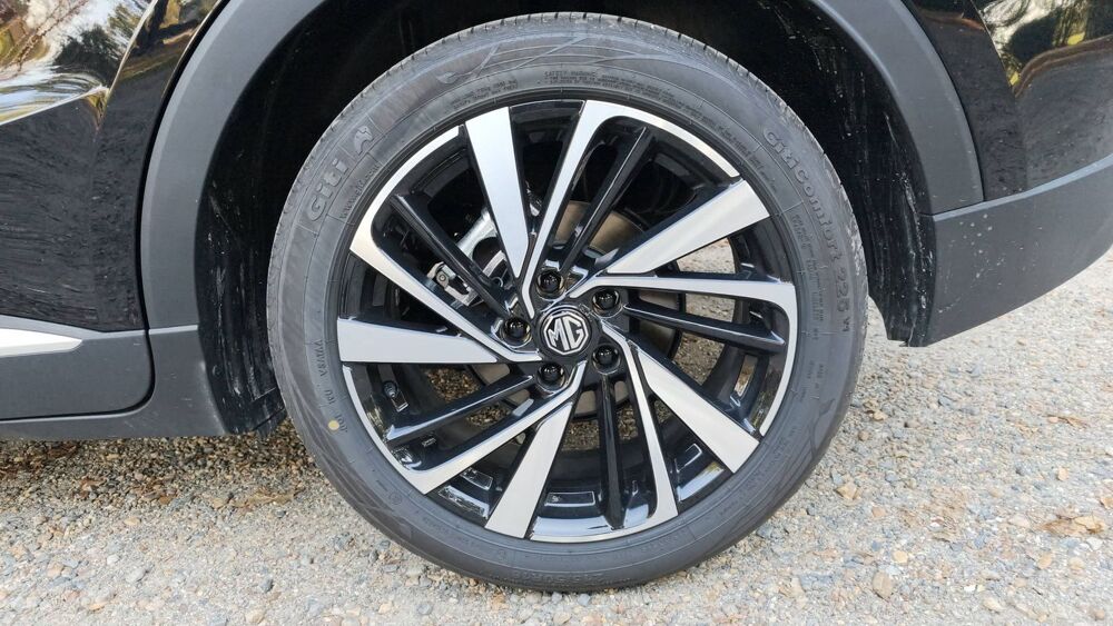 MG.ZS 1.5 197 Hybrid+ BVA Luxury 2026 occasion 44330 La Chapelle Heulin