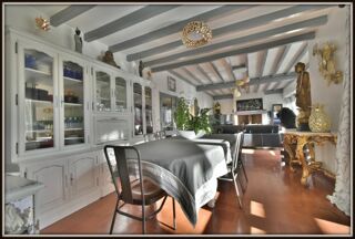  Maison à vendre 9 pièces 266 m²