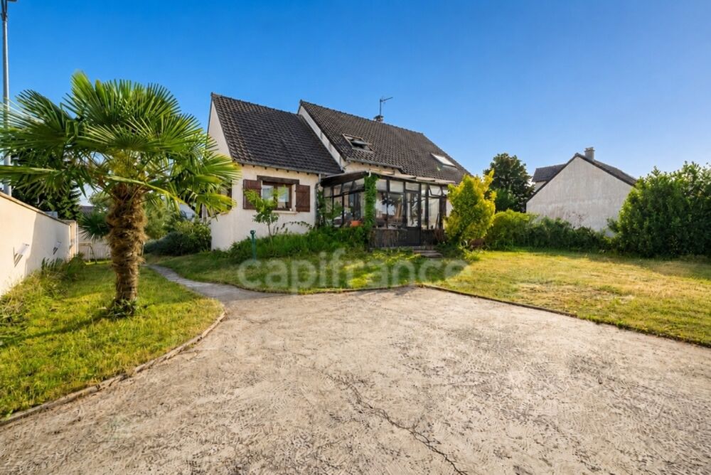 Vente Maison Maison à vendre de 135m² à Longpont-sur-Orge – Beaux volumes, jardin et sous-sol total Longpont sur orge