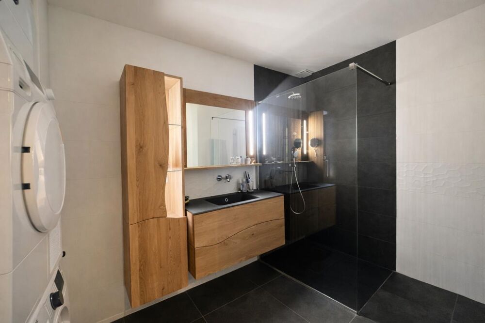 à vendre  Maison Saint-Genis-Pouilly (01630)