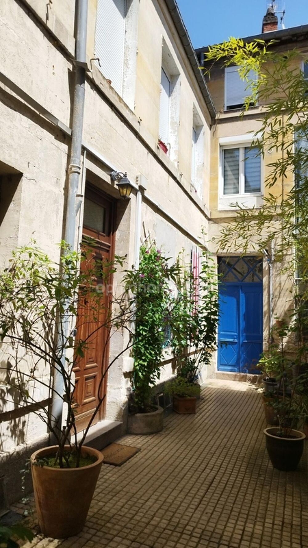 Appartement à vendre BAR LE DUC Hyper centre ville - 196 m² - 4 chambres - garage - terrasse -