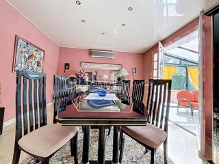  Propriété/château à vendre 7 pièces 164 m²