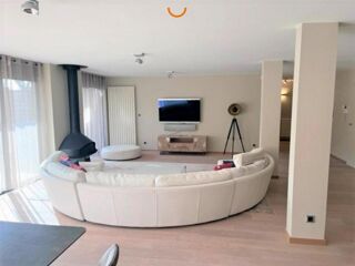  Maison  louer 4 pices 220 m