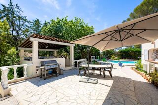  Maison à vendre 9 pièces 337 m²
