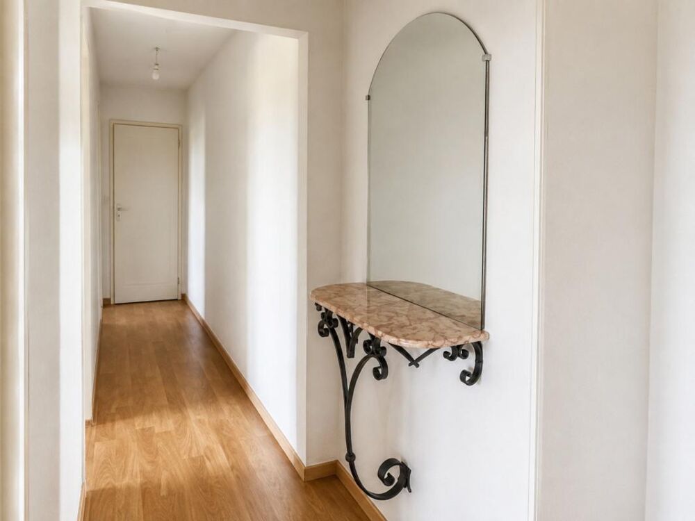 Vente Appartement Saint-Cyr-sur-Loire – Bel appartement T3 lumineux avec ascensceur, garage, cave et balcon Saint cyr sur loire