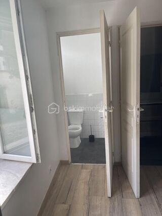  Immeuble  vendre 12 pices 400 m