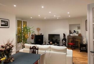  Appartement à louer 4 pièces 87 m²